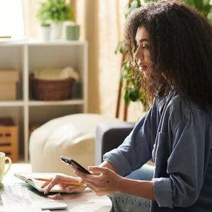 woman multitasks